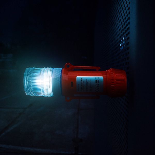 Ліхтар професійний Mactronic Flashguard (100 Lm) White/Red/Blue Magnet Synchro USB Recharg (PFS0200) DAS303741 фото