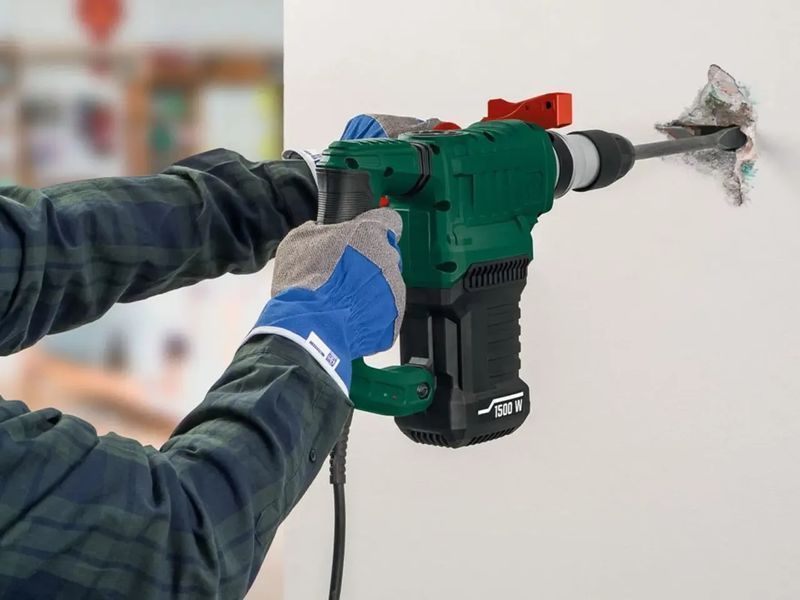 Перфоратор Parkside PBH 1550 C1 SDS-Plus ударная дрель 1550 Вт с долотом и набором сверл Германия 23758 фото