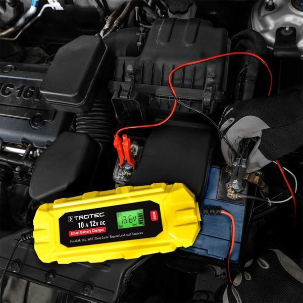 Зарядное устройство для автомобильного аккумулятора Trotec PBCS 10A, 12V, 4-200Ah (4675000015) DAS2858 фото