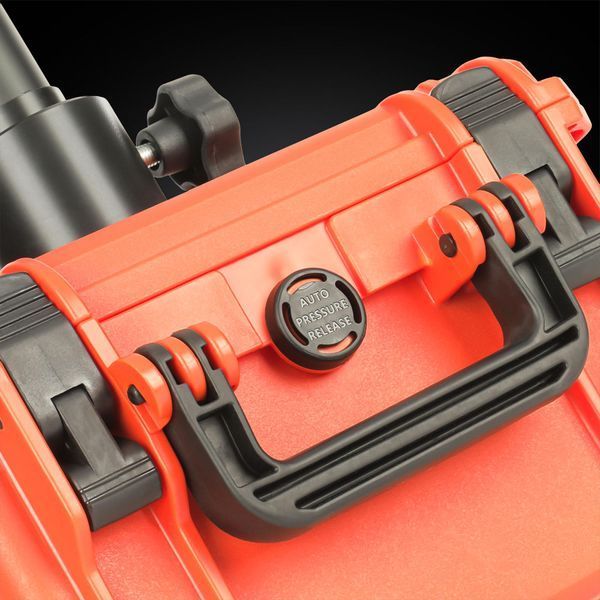 Прожектор профессиональный Mactronic Monster Light Mini Rescue (18 000 Lm) Recharge (PFL0151-E-ORANGE) DAS303724 фото