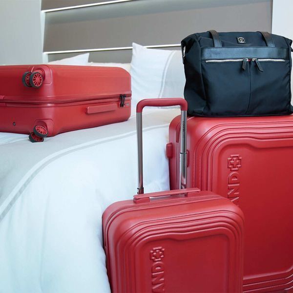 Валіза Swissbrand London (M) Red (SWB_LHLON201M) Discounted DAS3625 фото